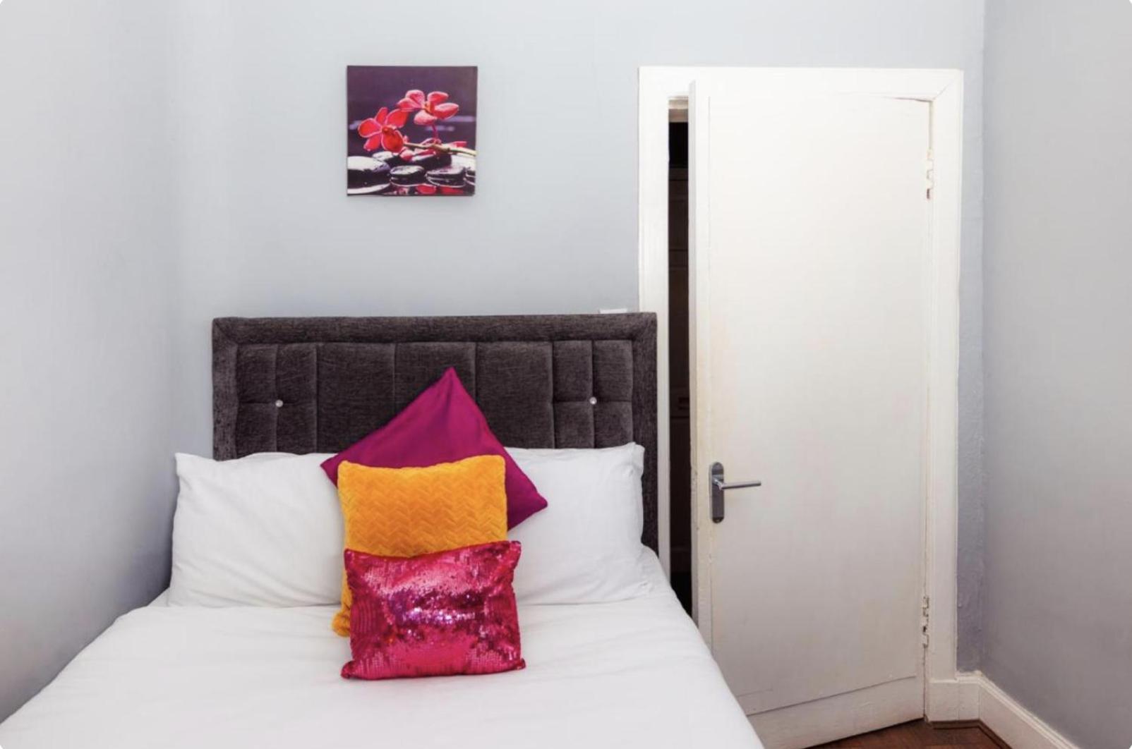Warm Apartment By Holyrood Palace! Edinburgh Exterior photo