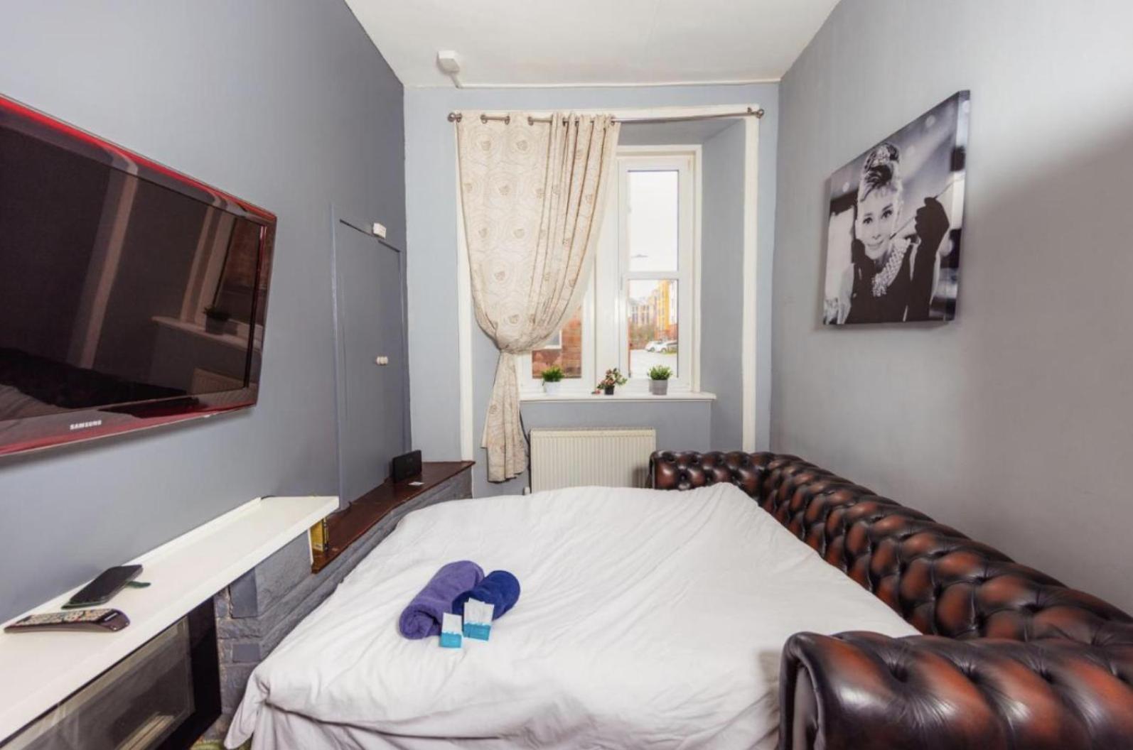 Warm Apartment By Holyrood Palace! Edinburgh Exterior photo